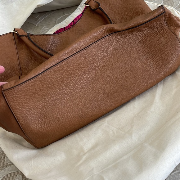 Tory Burch Shoulder Bag - Picture 5 of 8